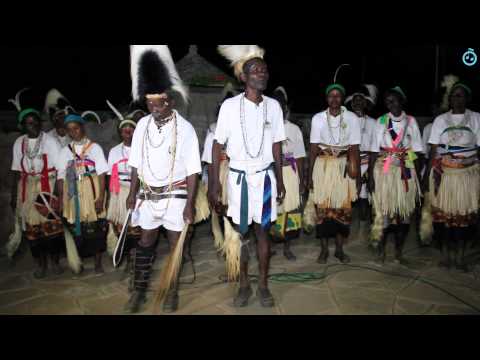 Kigane Traditional Dancers - Kirarire - The Singing Wells project