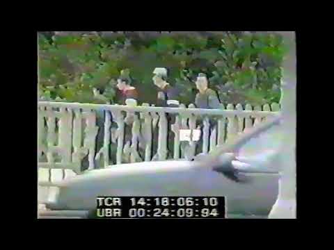 BRADFORD CITY & HUDDERSFIELD TOWN FANS CLASH IN 1994 UK FOOTBALL HOOLIGANS YORKSHIRE DERBY