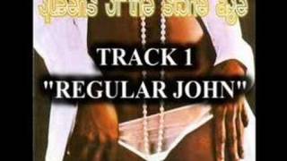 Queens of the Stone Age - Regular John