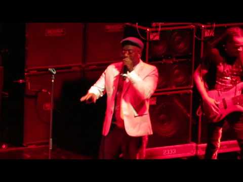 Living Color - Song 2 -  20.11.2016  Sentrum Scena Oslo Live