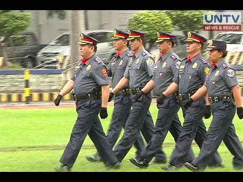PNP promotes 11 police officials