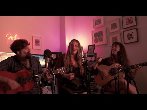 Luis de Perikin, Carmen y Maria - Como el aire (Official Video)