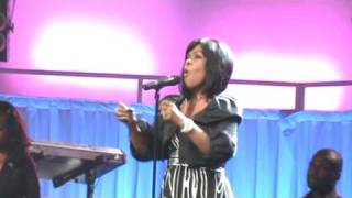 CeCe Winans Performing &quot;Oh Holy Place&quot; Live @ the Queensway Cathdral - 09/04/09