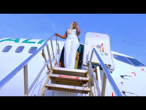 Dougou wili Mamou by Mariam BA Lagaré (clip officiel)