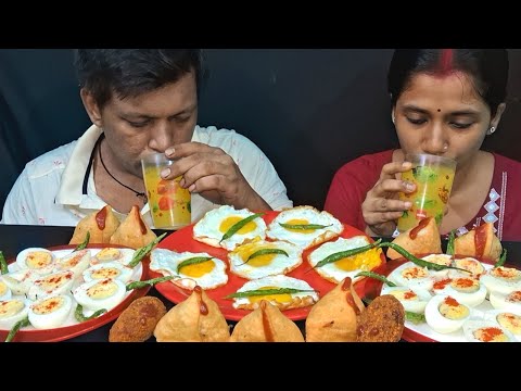 asmr eating sunny side chilli 🌶, boiled egg chilli 🌶, samosa chilli 🌶, massive eating show, mukbang