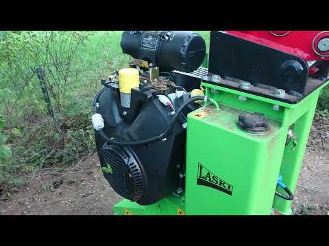 Cat 301.7d mit Laski fz500 Stubbenfräse