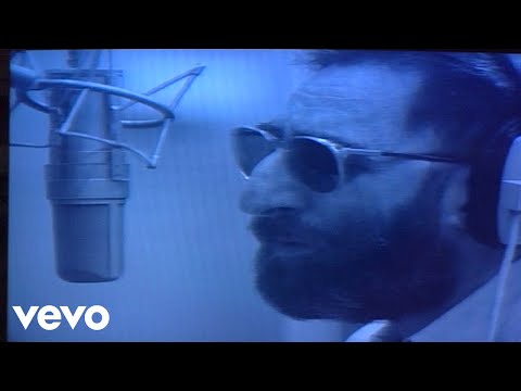 Significato della canzone Povera patria di Franco Battiato