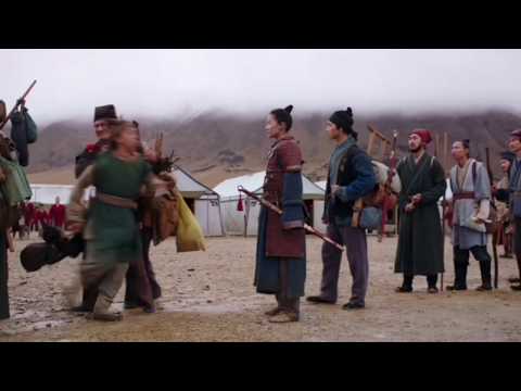 ディズニー「ムーラン」でリウ・イーフェイの戦士が自分のために立ち上がる (Liu Yifei's warrior stands up for herself in Disney's 'Mulan')