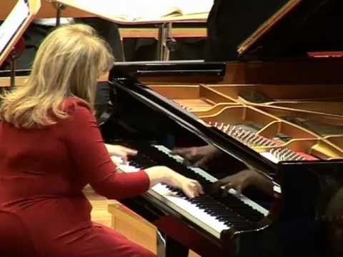 Chopin - Piano Concerto No. 2 (1/3) (Idil Biret, Piano, Yale Symphony Orchestra)