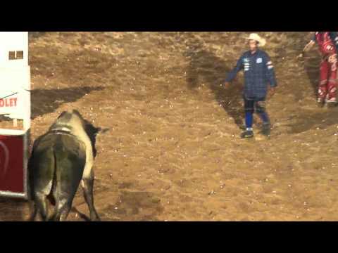 SIDNEY MARIA DOURADINA   ALMIR CAMBRA  10º EXPO UMUARAMA DIA 19 03 2011