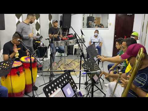 Siempre seré - Emi Santiago & Homenaje a Tito Rojas