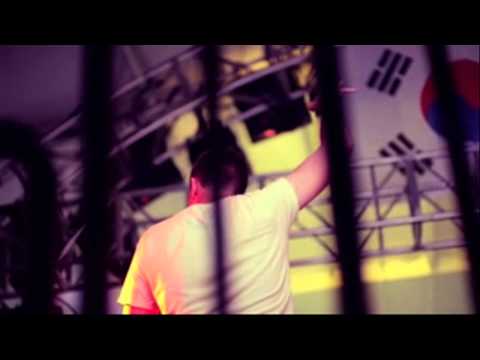 Nicky Romero,Zedd,Fedde Le Grand & M. Koma - Human Sparks (Vic Damazi Y&F Bootleg)