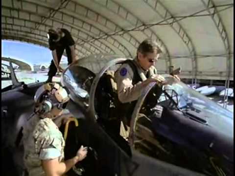 Legends of Flight on COSI's 7-Story Extreme Screen