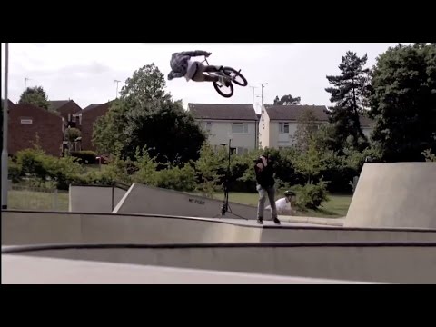 DIG BMX Exclusive: Flybikes In London