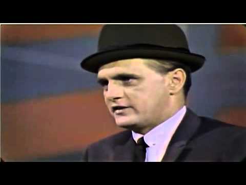 Dean Martin - Bob Newhart - Toupee scene