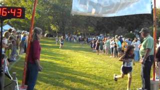 preview picture of video 'Girls race at Parker Pruett middle school XC meet: September 26, 2011'