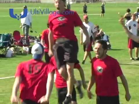 2 The Greatest Ultimate Frisbee Highlight Reel   Ever!   by UltiVillage com
