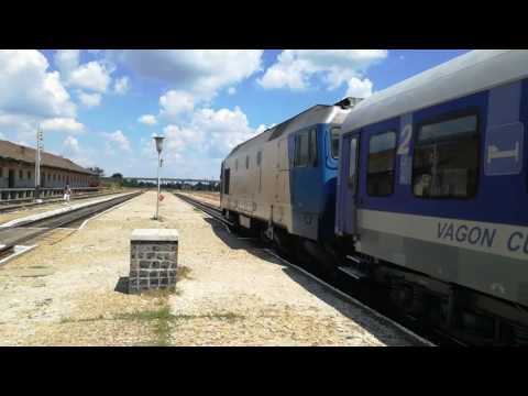 Trenul estival Satu Mare ~ Mangalia (IR-1944) , porneşte cu locomotivă GM şi cu 6 vagoane