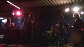 Faut que j'me réveille