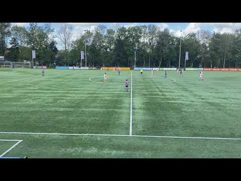 KFC JO15 1 tegen Limmen JO15 1 op 5 sep 2020 deel 4