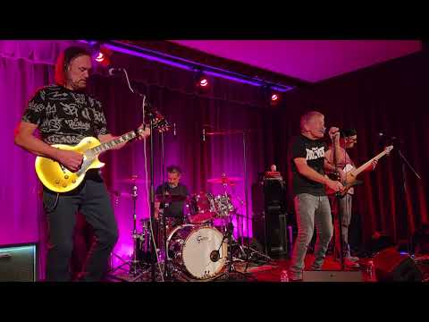 2nd October 2025 The Total Who Show @wreckingballartscentre (Hull) ... Behind Blue Eyes