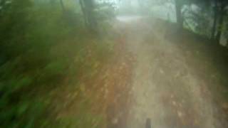 preview picture of video 'Biken im Nebel an einem Oktobertag im Jura'