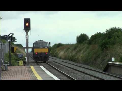 Gormanston HD-Irish Rail GM 071 class no.076 passes light engine for Platin Irish Cement