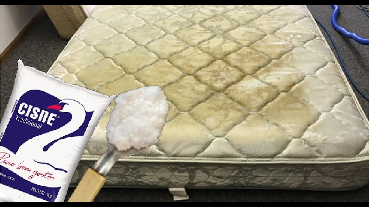 MINHA MÃE QUASE JOGOU O COLCHÃO VELHO NO LIXO \ JOGUEI 1 COLHER DE SAL E LIMPOU ANOS DE SUJEIRA!!!