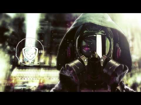 Deflo x Kezwik Ft. EH!DE - Black Hound