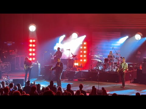 Kings of Leon (Full Concert) - 12-30-2025 - Live in Las Vegas at the Venetian Theatre