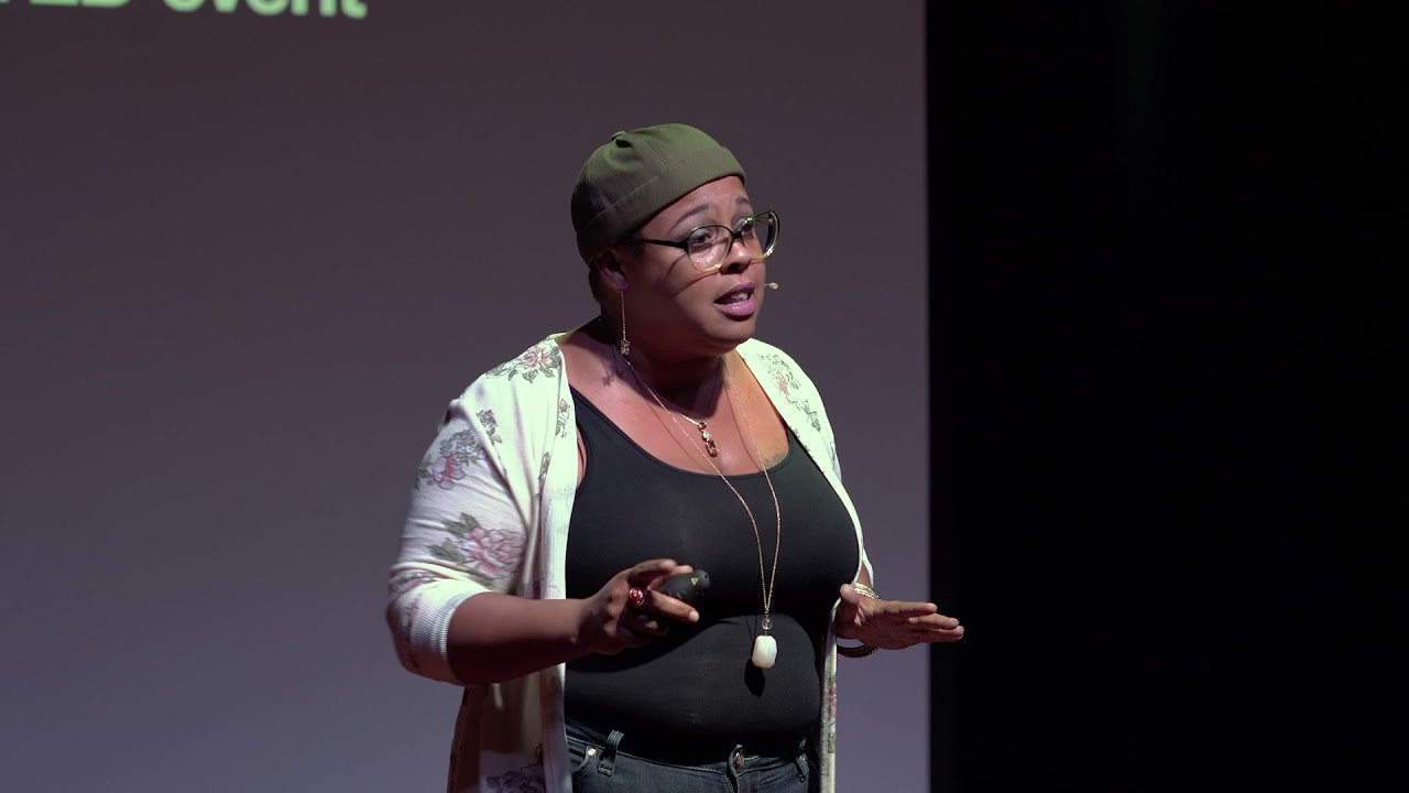 Tomiqua Perry on stage