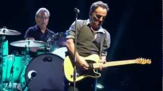 MULTICAM HD-Cover me- Bruce Springsteen REMASTER AUDIO Metlife stadium 2012 New Jersey.flv