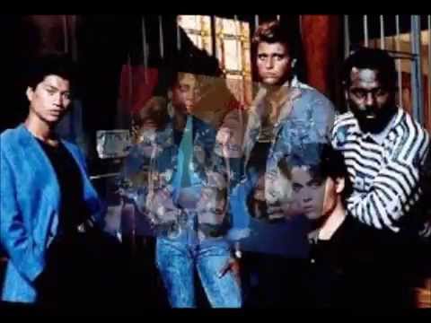 Holly Robinson - 21 Jump Street Theme Song