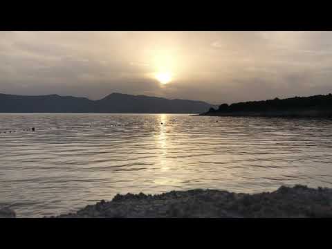 Anna Katt - This and That (Official Audio)