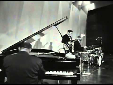 Thumbnail for Slim-Sykes-Thornton - 1960's Folk Blues Medley 2 by Sleepy John Estes, Roosevelt Sykes, Willie Dixon, Memphis Slim, Matt "Guitar" Murphy, Louisiana Red, Otis Rush, T-Bone Walker, Little Brother Montgomery, Victoria Spivey, Magic Sam, Koko Taylor, Sonny Terry, Muddy Waters, Lightnin' Hopkins, Music festival, Sippie Wallace, Son House, Mick Jagger, Skip James, Little Walter, Otis Spann