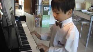 Sean - Evil Genius (4yo kid original piano composition)
