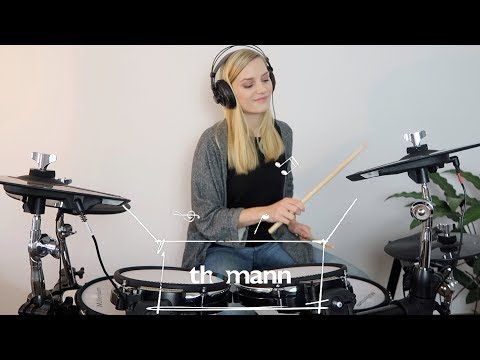 I TRIED TO LEARN THE DRUMS IN 7 DAYS ????  I THING INSIDE THE BOX