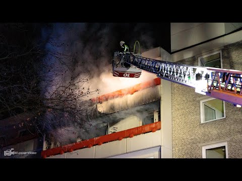 FEUER 2Y - Zwei Brandtote nach nächtlichem Wohnungsbrand am Bergischen Ring in Köln | 15.01.2021