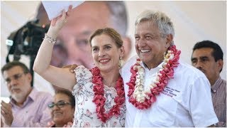 VIDEO: Así canta Beatriz Gutiérrez Müller, la esposa de López Obrador, en su nuevo sencillo "Está...