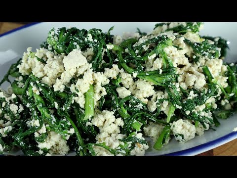 소금에 절여주세요. 대박집 쑥갓두부무침 이렇게 만들어 고소하고 맛있어요~