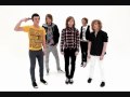 In One Ear - Cage The Elephant Lyrics 