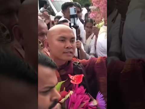 True Leadership, Kindness and Compassion from Venerable Bhikkhu Pannakara During Walk for Peace