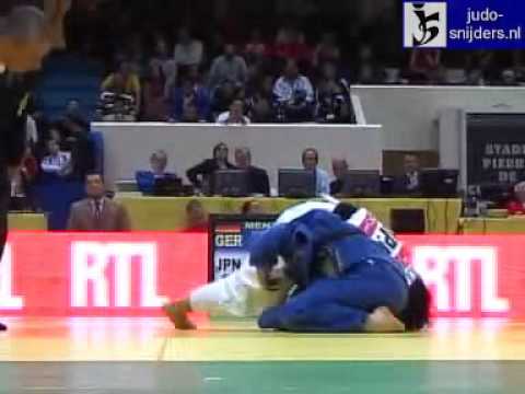 Judo 2009 Paris: Menz (GER) - Yomogita (JPN) [-44kg] final.