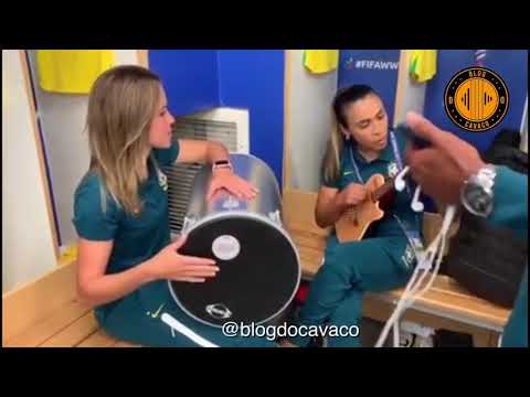 Música seleção feminina de futebol copa do mundo - Jogadeira - Marta Tocando cavaquinho