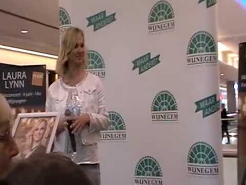 Laura Lynn Rechtop in de wind