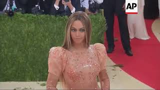 Beyonce, Jay-Z to headline Africa festival honoring Mandela