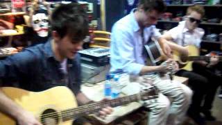 The Return - Hold Up A Light (Acoustic) PULP