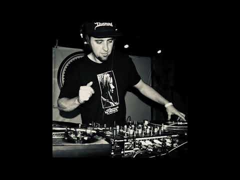 Mousky - Future Tense 2022 DnB Mix