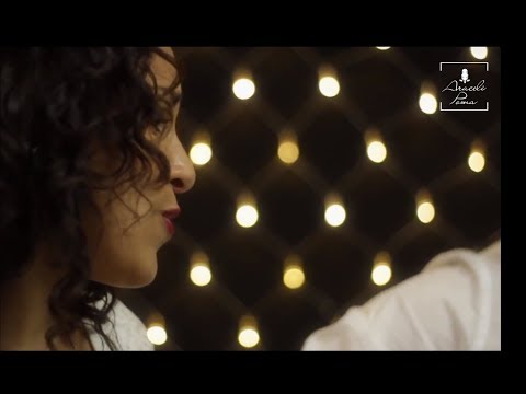 SUMAQ TUTA - NOCHE DE PAZ (VERSIÓN QUECHUA). ARACELI POMA