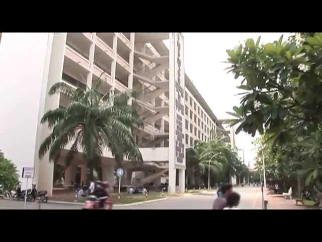 Royal University of Phnom Penh vidéo #1
